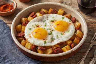 Huevos rotos au chorizo